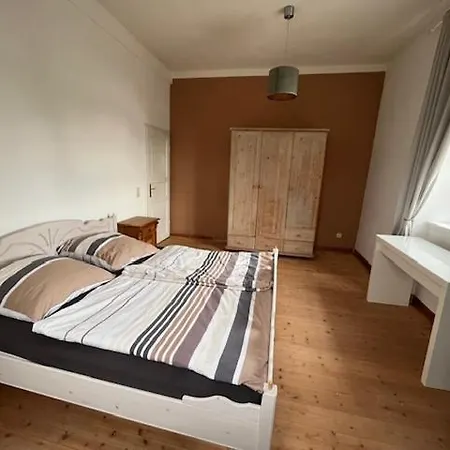 Im Herrenhaus Vierkanthof Von 1834 *