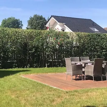 Appartement Im Herrenhaus Vierkanthof Von 1834 *