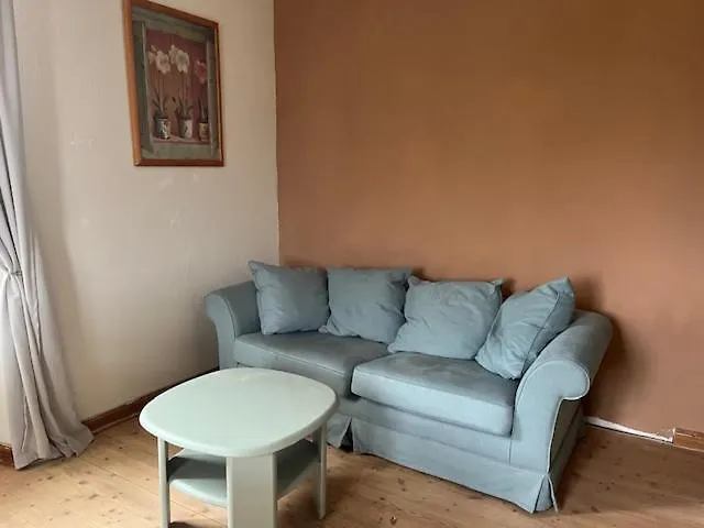 Im Herrenhaus Vierkanthof Von 1834 Zulpich